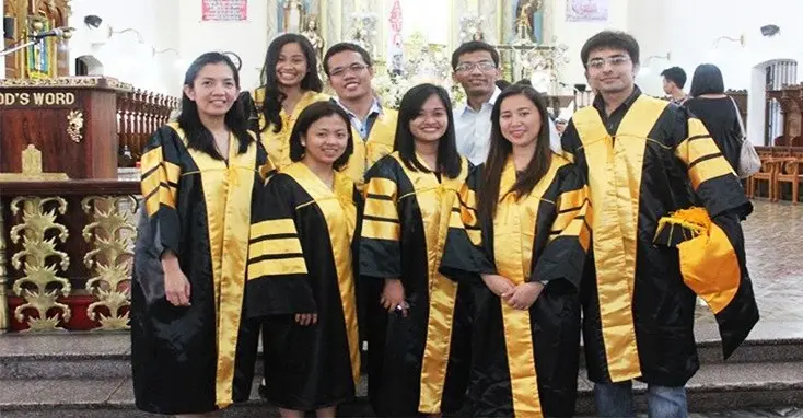graduates-university-of-northwestern-philippines