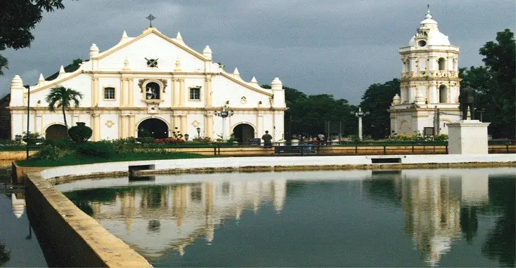 university-of-northwestern-philippines-city