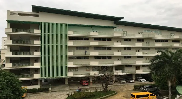university-of-visayas-college-building university-of-visayas-college-building